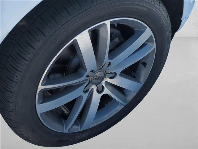 used 2015 Audi Q7 car, priced at $13,999