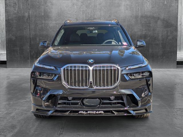 new 2025 BMW X7 car, priced at $153,395