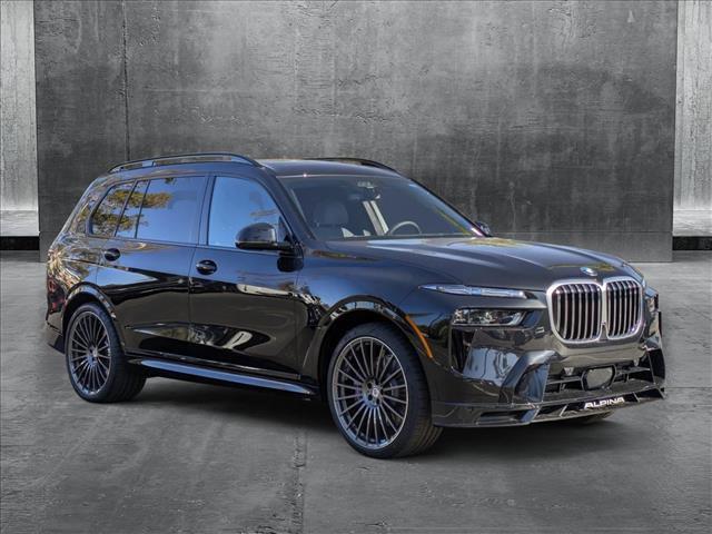 new 2025 BMW X7 car, priced at $153,395