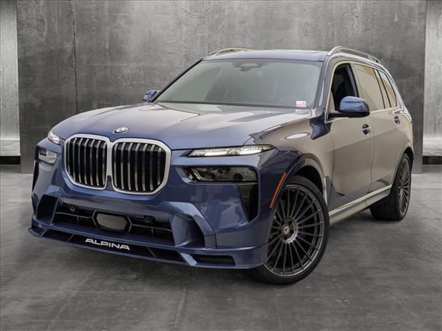 new 2025 BMW X7 car, priced at $158,195