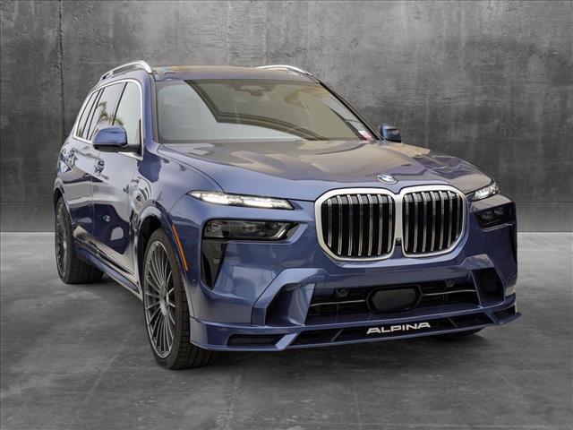 new 2025 BMW X7 car, priced at $158,195