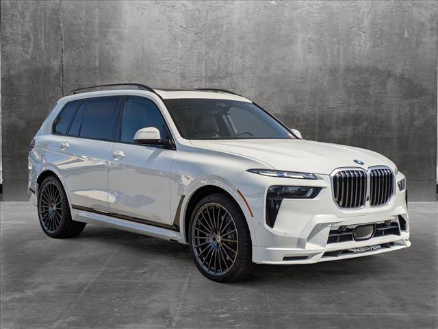 new 2025 BMW X7 car, priced at $158,195