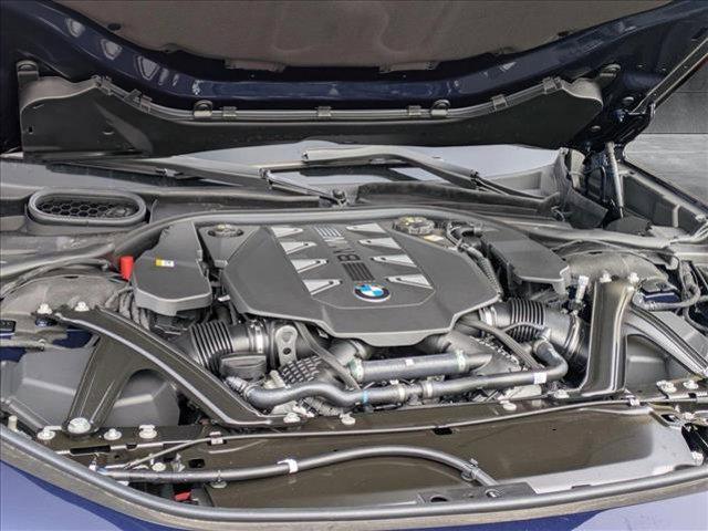 new 2025 BMW 760 car, priced at $135,975