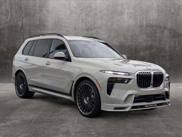 new 2025 BMW X7 car, priced at $162,295