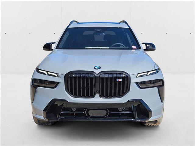 new 2026 BMW X7 car, priced at $126,890