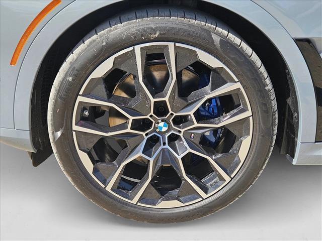 new 2026 BMW X7 car, priced at $126,890