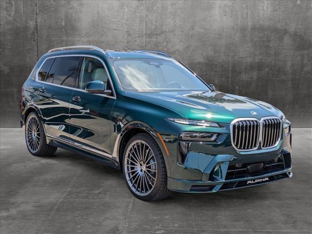 new 2025 BMW X7 car, priced at $158,195