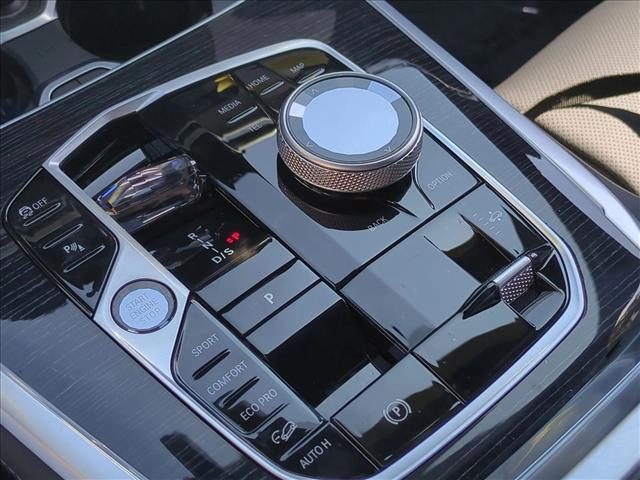 new 2026 BMW X7 car, priced at $122,155