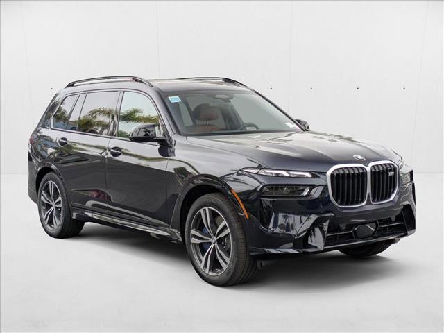 new 2025 BMW X7 car, priced at $118,770