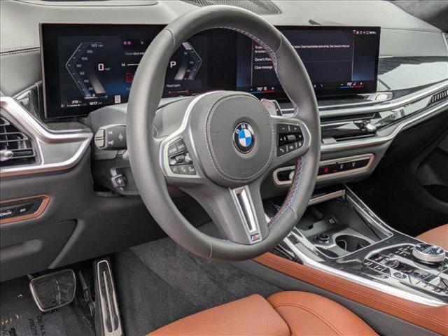 new 2025 BMW X7 car, priced at $118,770