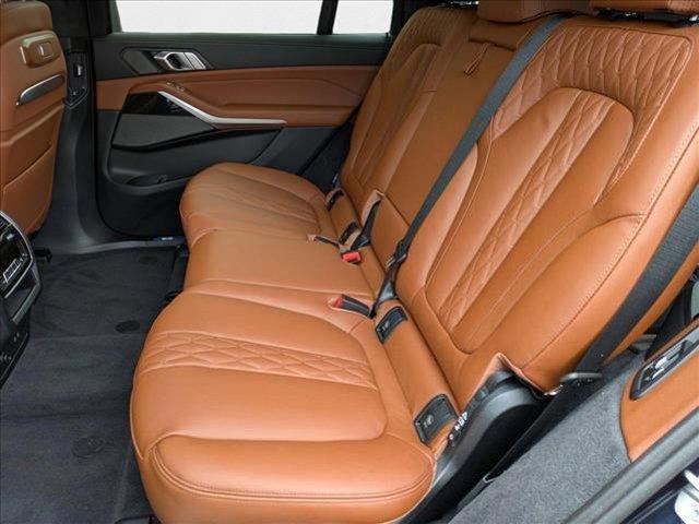 new 2025 BMW X7 car, priced at $118,770