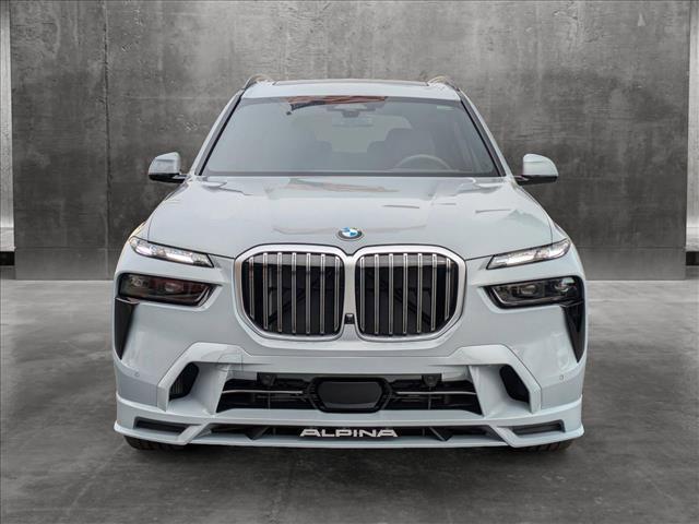 new 2025 BMW X7 car, priced at $157,645