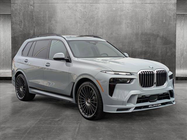 new 2025 BMW X7 car, priced at $157,645