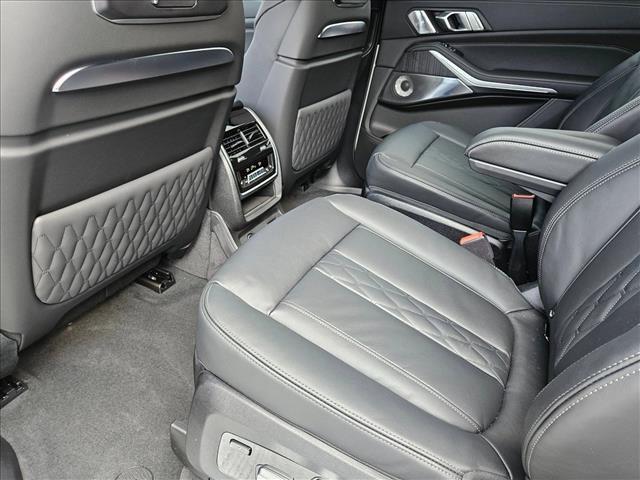 new 2026 BMW ALPINA XB7 car, priced at $163,475