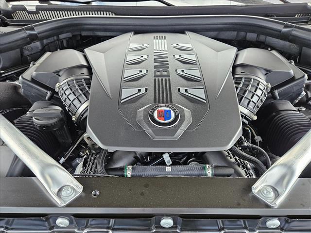 new 2026 BMW ALPINA XB7 car, priced at $163,475