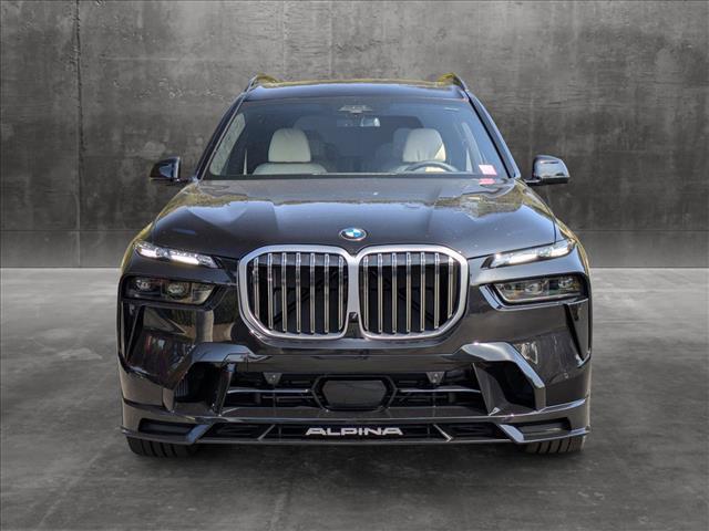 new 2025 BMW X7 car, priced at $159,695