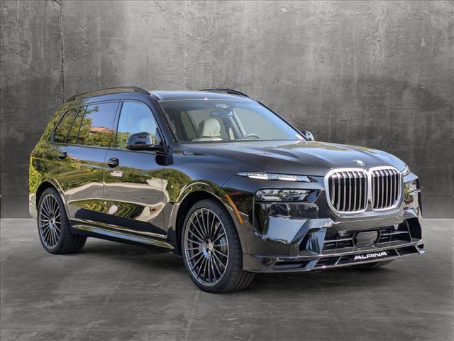 new 2025 BMW X7 car, priced at $159,695