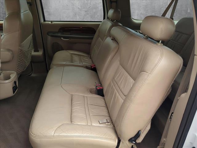 used 2000 Ford Excursion car, priced at $17,500
