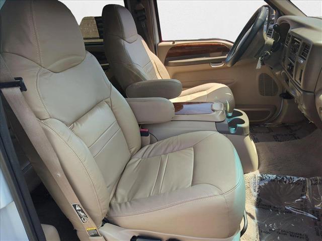 used 2000 Ford Excursion car, priced at $15,500