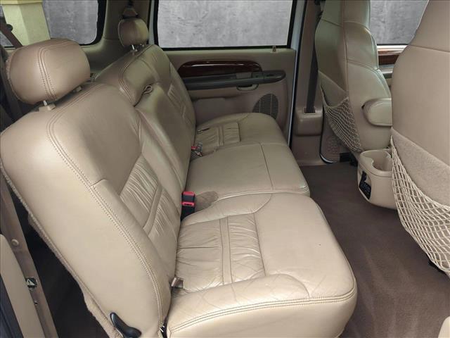 used 2000 Ford Excursion car, priced at $17,500