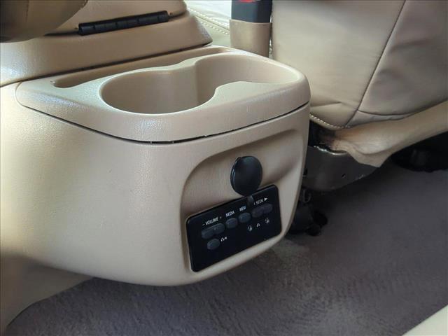 used 2000 Ford Excursion car, priced at $15,500