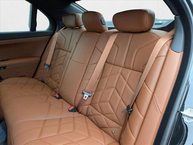 new 2025 BMW 760 car, priced at $141,675