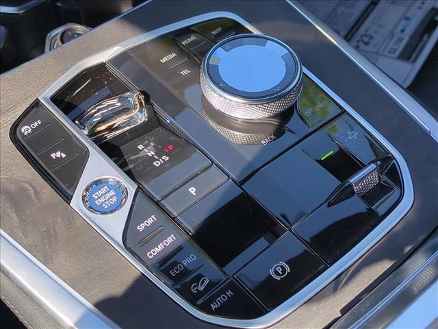 new 2026 BMW X7 car, priced at $100,850