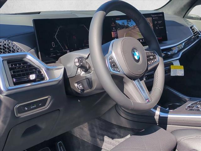 new 2026 BMW X7 car, priced at $100,850