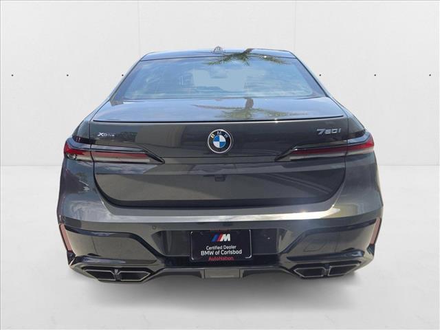new 2025 BMW 760 car, priced at $138,935