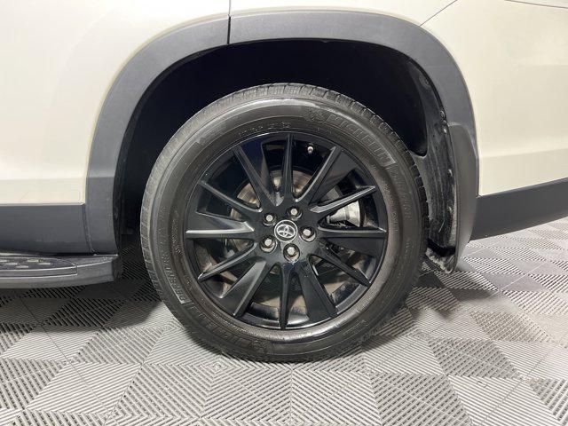 used 2019 Toyota Highlander car, priced at $21,998