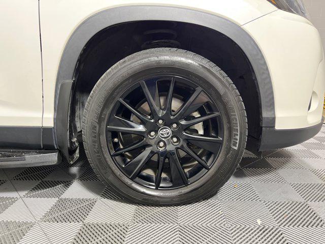 used 2019 Toyota Highlander car, priced at $21,998