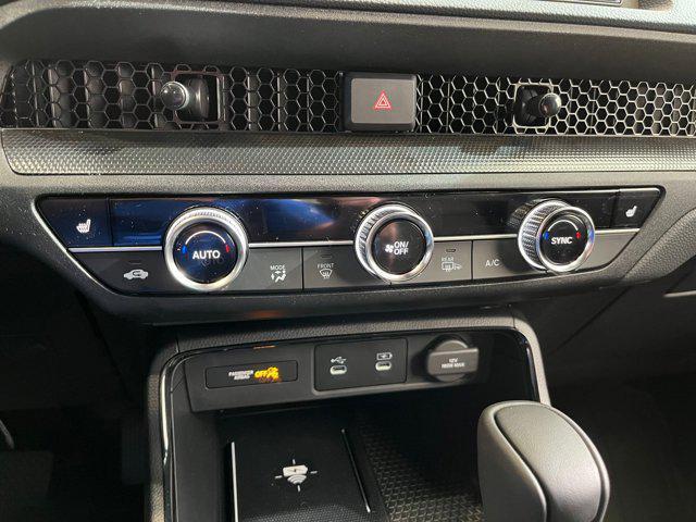 new 2026 Honda CR-V Hybrid car, priced at $39,451