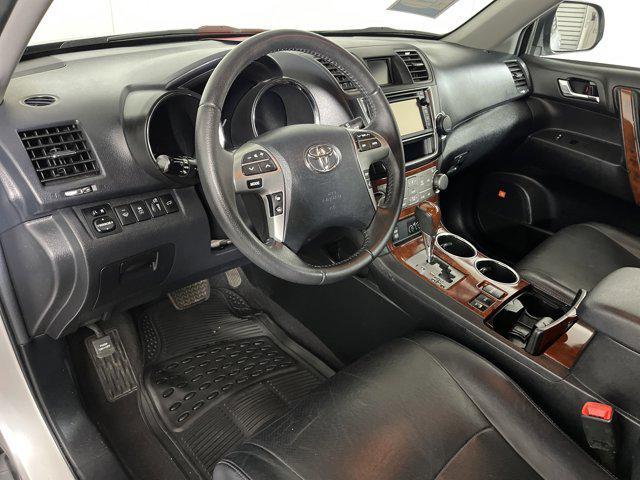 used 2013 Toyota Highlander car, priced at $10,999
