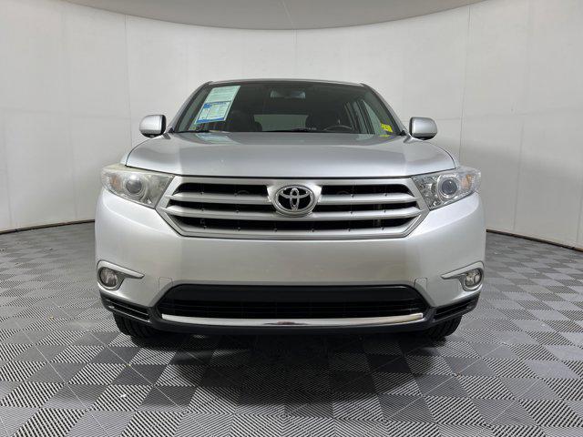 used 2013 Toyota Highlander car, priced at $10,999