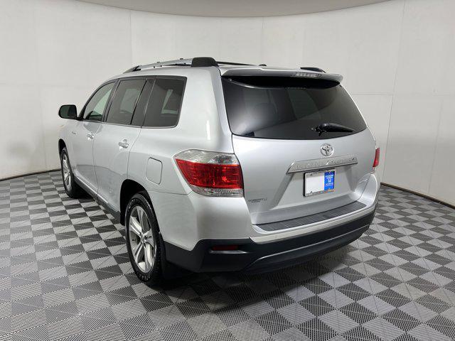used 2013 Toyota Highlander car, priced at $10,999