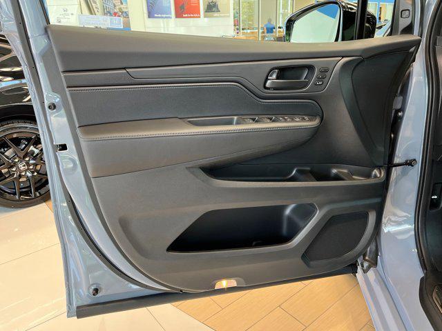 new 2026 Honda Odyssey car, priced at $44,291
