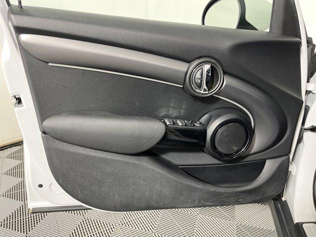 used 2024 MINI Hardtop car, priced at $23,599