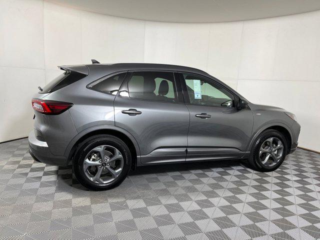 used 2024 Ford Escape car, priced at $25,999