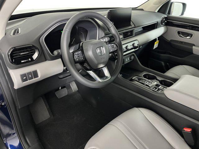 new 2025 Honda Pilot car, priced at $44,921