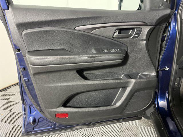 used 2022 Honda Passport car, priced at $29,999