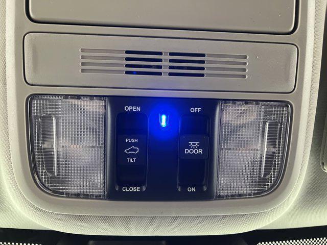 new 2025 Honda Odyssey car, priced at $45,181