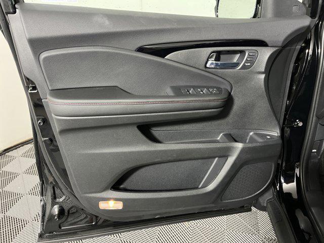 new 2025 Honda Ridgeline car, priced at $44,371