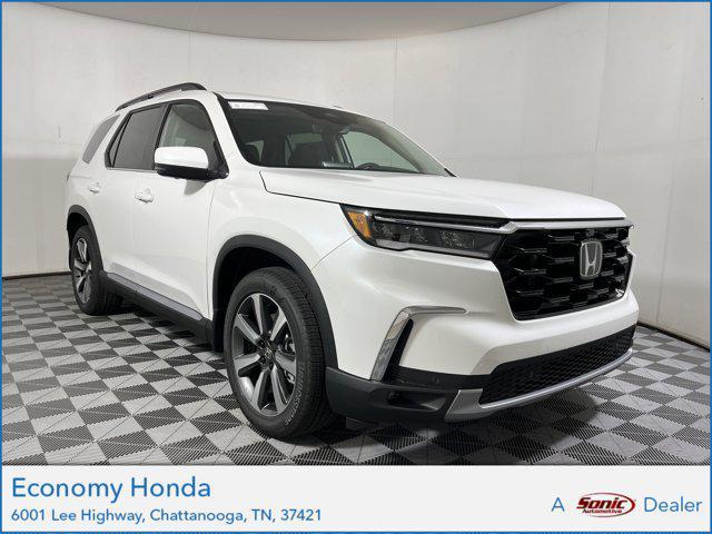 new 2025 Honda Pilot car, priced at $54,211