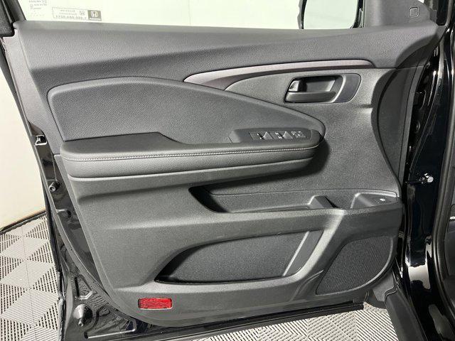 new 2025 Honda Ridgeline car, priced at $39,722