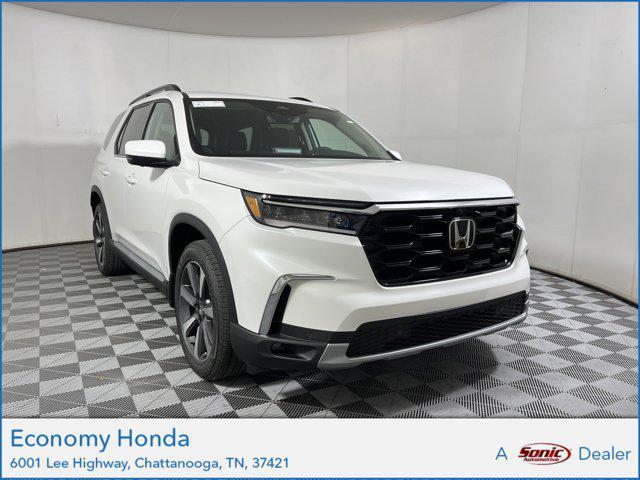 new 2025 Honda Pilot car, priced at $53,891