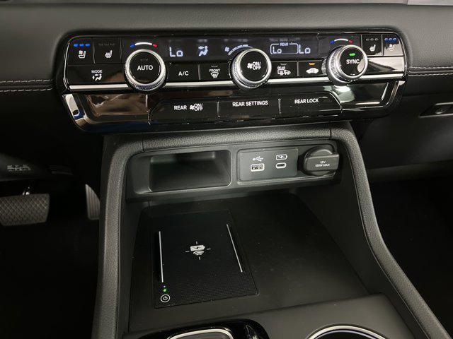 new 2025 Honda Pilot car, priced at $53,891