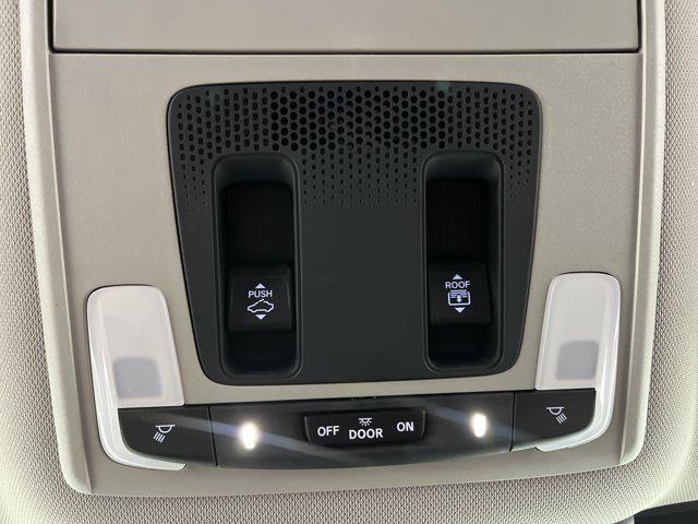 new 2025 Honda Pilot car, priced at $53,891