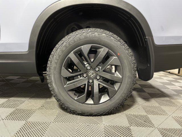 new 2025 Honda Ridgeline car, priced at $40,141