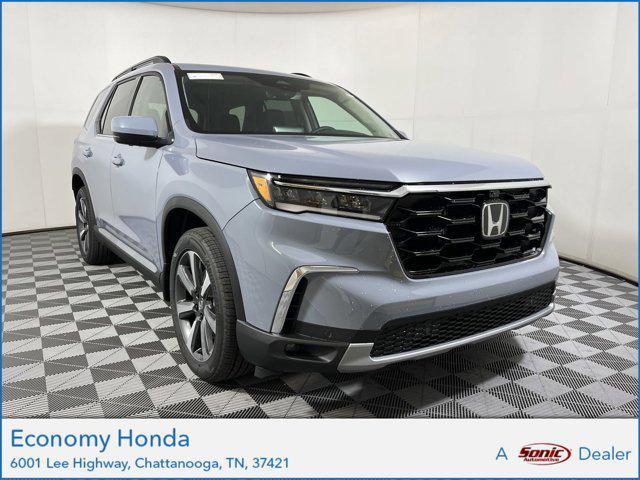 new 2025 Honda Pilot car, priced at $54,921