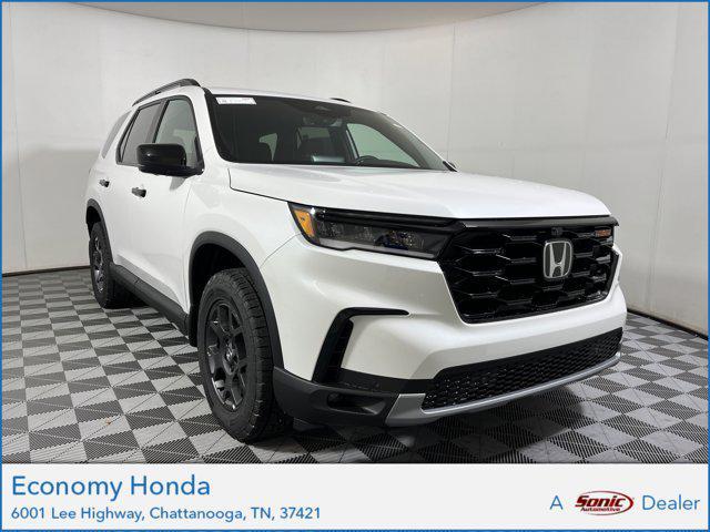new 2025 Honda Pilot car, priced at $48,521